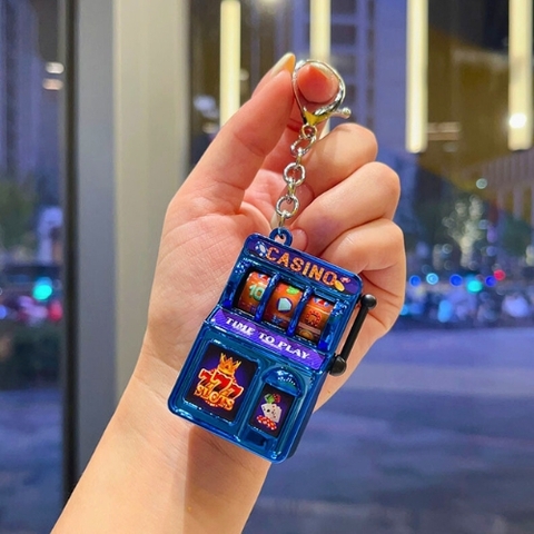 Móc Khóa Máy Quay Thưởng Màu Xanh Dương 777 . Dài 11cm , Rộng 3.5cm - Nặng 50gram - SKU : moc284h K76-T6-S10