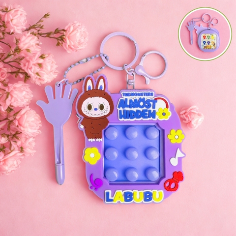 Móc Khóa bấm nút bàn tay màu tím labubu - Cao : 9.5cm , Rộng 8cm - Nặng 50gram - SKU : moc285f  K55-T7-S11