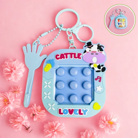 Móc Khóa bấm nút bàn tay màu xanh dương bò sữa - Cao : 9.5cm , Rộng 8cm - Nặng 50gram - SKU : moc285k K75-T8-S8