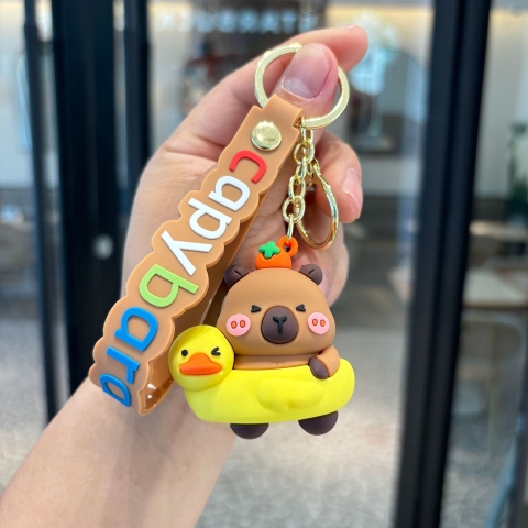 Móc Khóa capybara phao vịt - Dây móc dài : 10cm - Mô Hình Cao : 6cm - Nặng 50gram - Bọc Túi K79-T7-S11