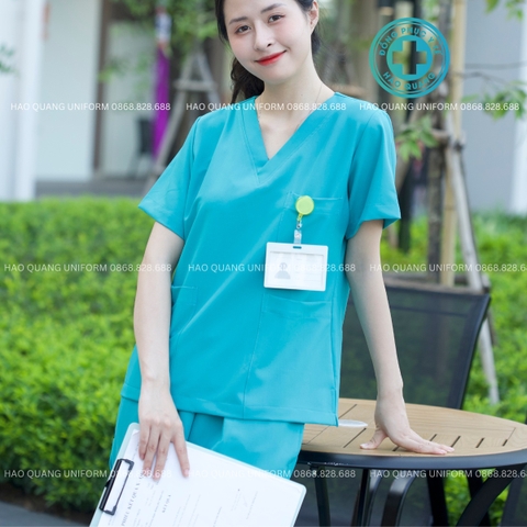 MÃ 07 - BỘ SCRUBS CỔ TIM XANH BẠC HÀ CAO CẤP
