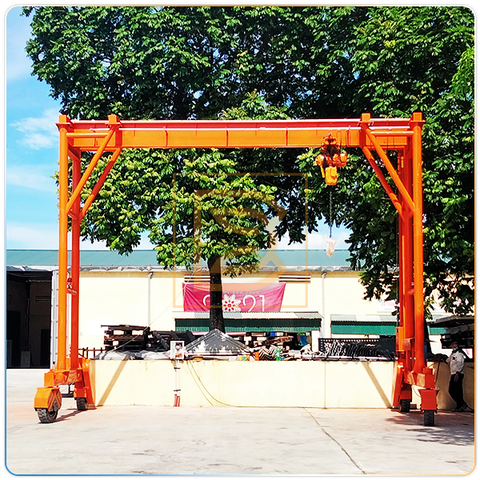 Cổng trục bánh lốp tự hành