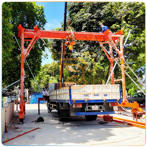 Cổng trục bánh lốp 5 Tấn