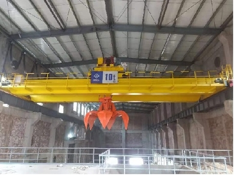 Cầu trục gầu ngoạm 10T ở Đông Anh - Hà Nội: Giải pháp nâng cao hiệu suất công việc