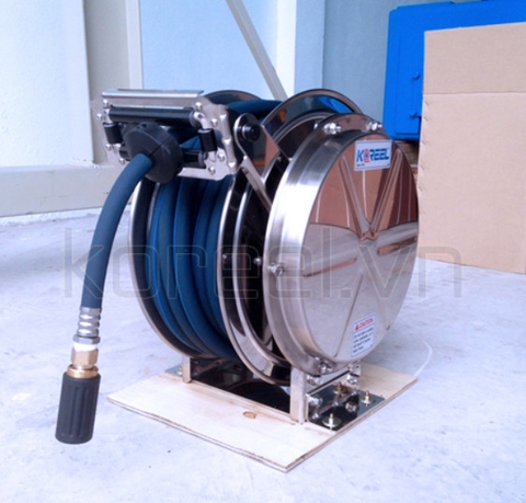 RWA 1610 STS:  Rulo cuốn ống nước  – Kiểu lò xo chất liệu hàng đầu tại Hà Nội.