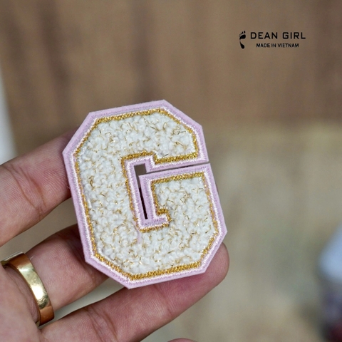 The D&G iconic| Chữ Thêu Đặc Biệt Phá Cách