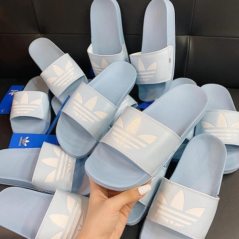 Adidas Bản