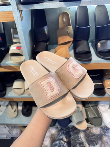 The D&G iconic| Chữ Thêu Đặc Biệt Phá Cách