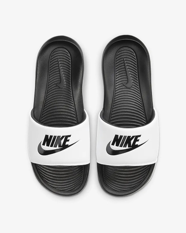 Nike Victori One - Đế Đen /Quai Trắng /Chữ Đen