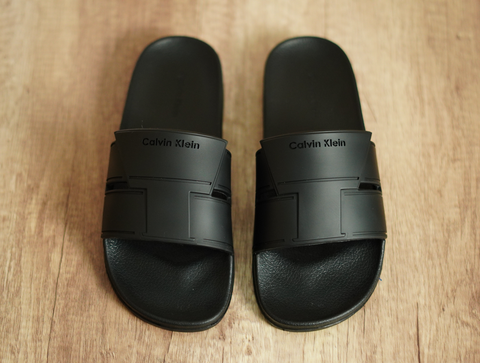 Call- Vin  Klein Rubber  Full Black - Dòng không lót