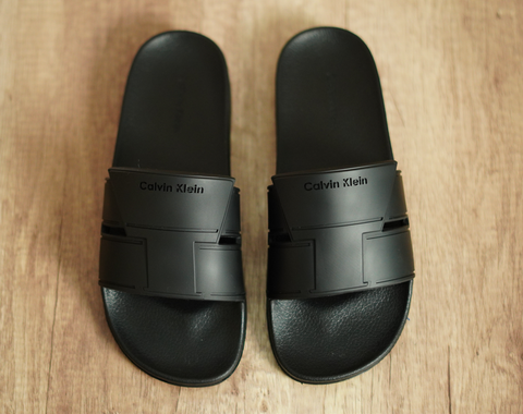 Call- Vin  Klein Rubber  Full Black - Dòng không lót