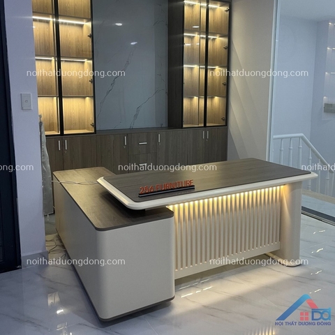 Bàn giám đốc hiện đại - GĐ 84