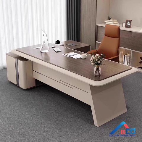 Bàn làm việc sếp - GĐ 101