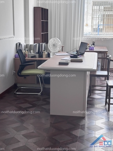 Bàn lãnh đạo cao cấp - GĐ 102
