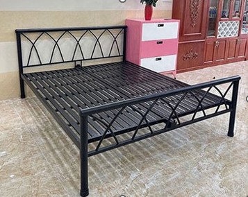 Giường sắt đơn 1m8 - GT 37