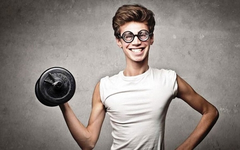 TOP 5+ bài tập tạ giúp tăng cân nhanh hiệu quả cho người gầy