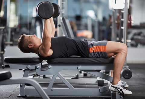 Tổng hợp các bài tập thể hình trên ghế băng tập tạ siêu hiệu quả