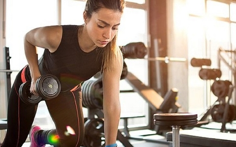 Có thể giảm 40 - 70% nguy cơ đột quỵ, đau tim nếu tập tạ 1 giờ mỗi tuần