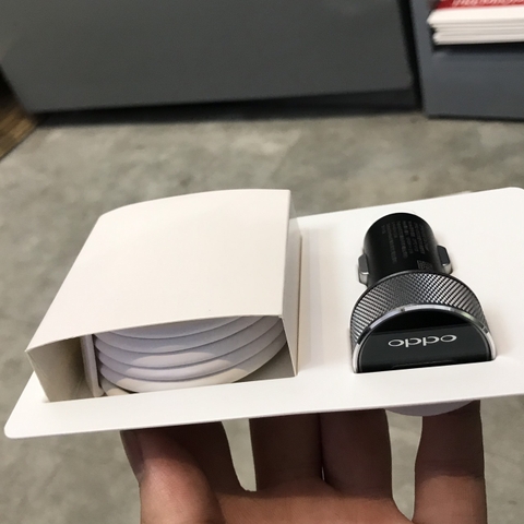 Tẩu Sạc Nhanh Xe Hơi - Oppo VOOC Car Charger V103 3.5 A Chính Hãng