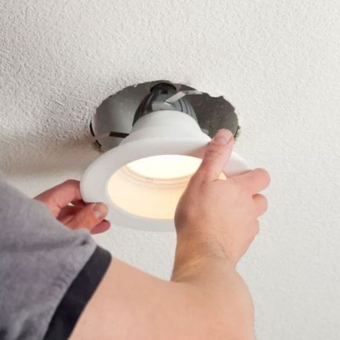 Nguyên nhân đèn âm trần bị nhấp nháy và cách xử lý triệt để