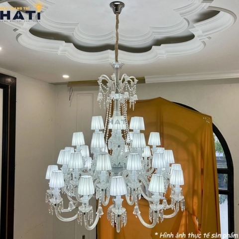 Top 6 đèn chùm pha lê thông tầng được yêu thích nhất năm 2025