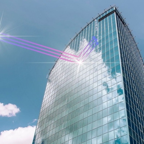 Phim cách nhiệt phản xạ nhiệt là gì? So sánh ưu nhược điểm với phim hấp thụ nhiệt