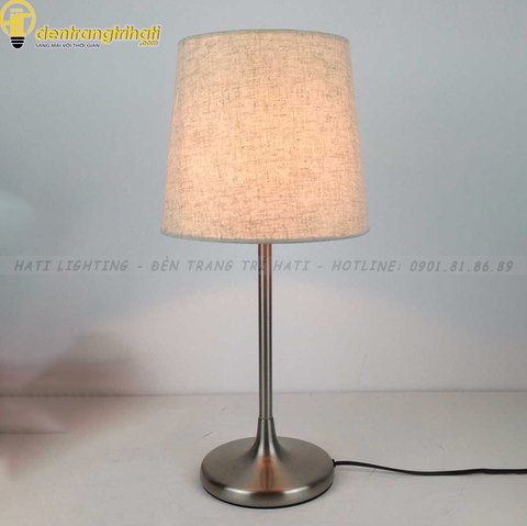 Đèn bàn hiện đại Santoso
