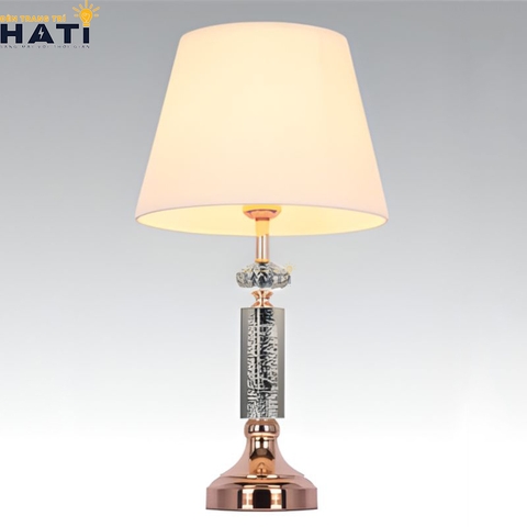 Đèn bàn tân cổ điển Everard