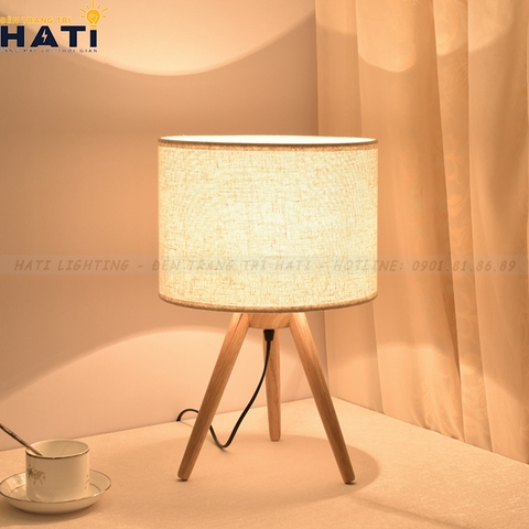 Đèn bàn hiện đại Isabela