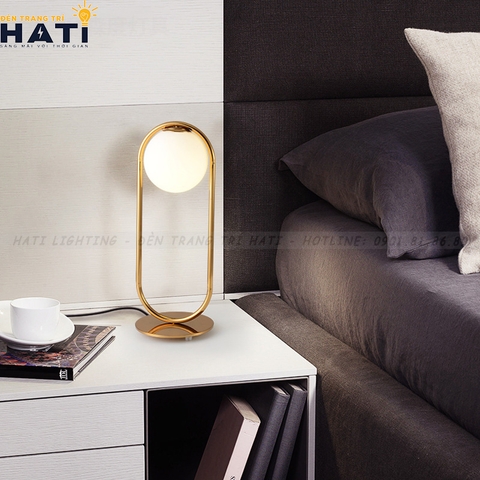 Đèn bàn hiện đại Moonlight D