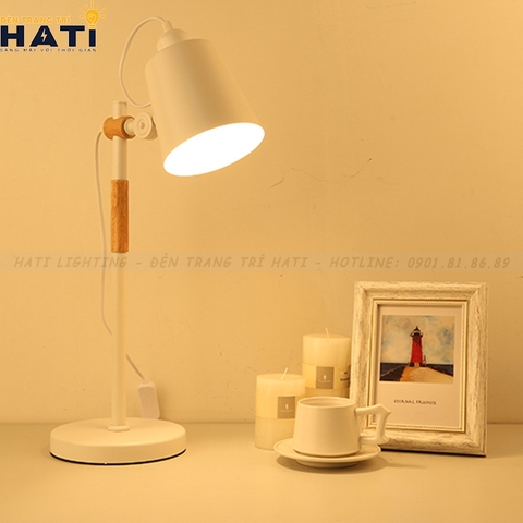 Đèn bàn gỗ hiện đại đọc sách màu trắng