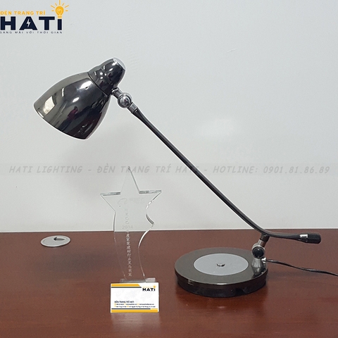Đèn bàn hiện đại Barbara