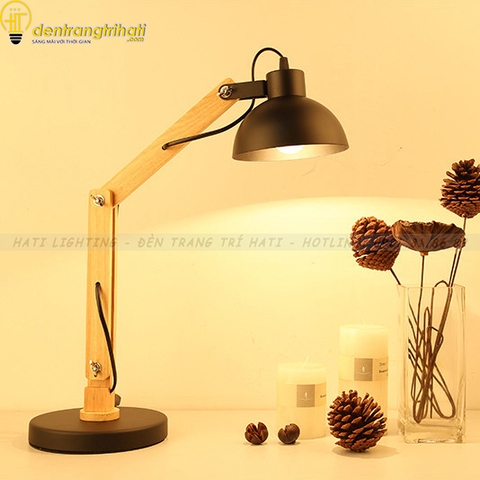 Đèn bàn hiện đại Esai