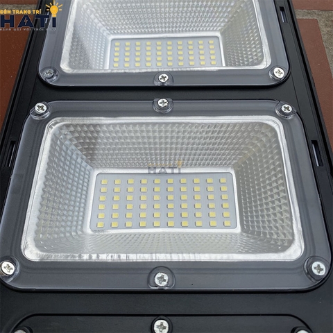 Đèn đường năng lượng mặt trời liền thể chia khoang  120w