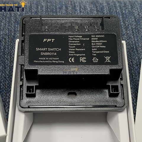cong-tac-cam-ung-thong-minh-fpt-smarthome-athena-chunhat-1nut-3