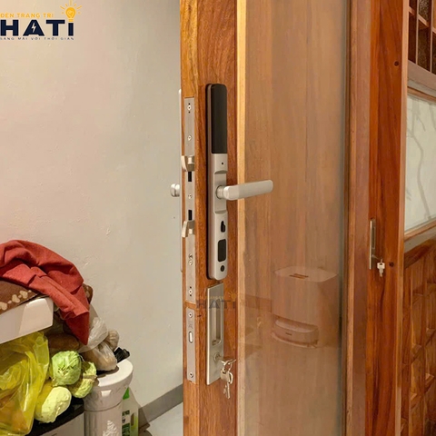 Khóa vân tay cửa nhôm kính  Giovani GSL-K511S màu bạc