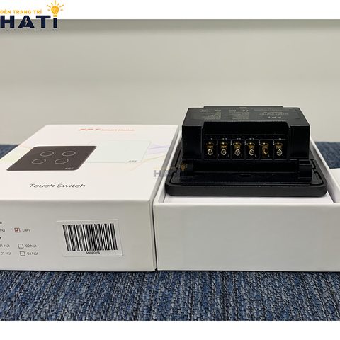 cong-tac-cam-ung-thong-minh-fpt-smart-home-athena-vuong-mau-den-3-nut-7