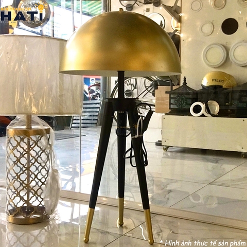 Đèn bàn hiện đại Arcadia - BHD033