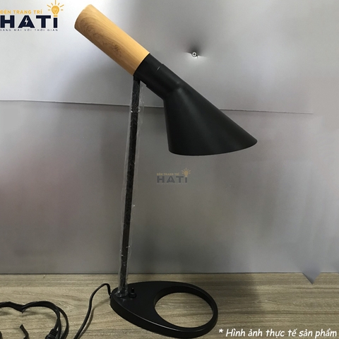Đèn bàn hiện đại gỗ Akira - BHD005G