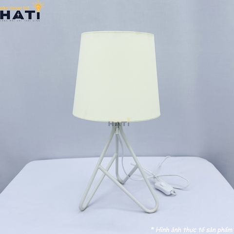 Đèn bàn hiện đại Momo - BHD003