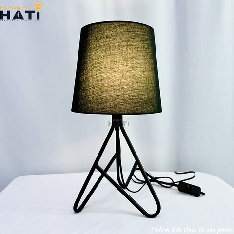 Đèn bàn hiện đại Momo - BHD003