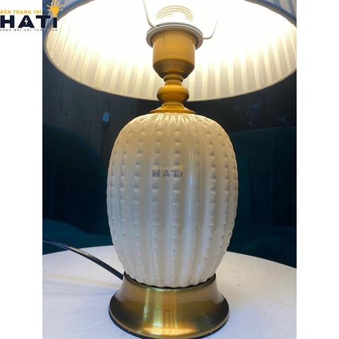 Đèn bàn tân cổ điển Bonnie BTCD42-hati-1