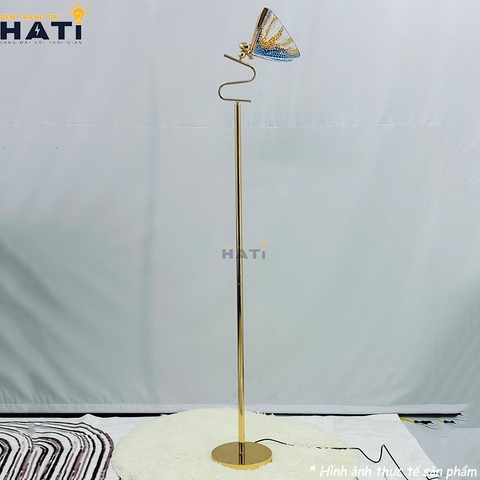 Đèn cây hồ điệp ngũ sắc