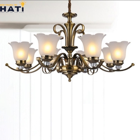 Đèn chùm tân cổ điển Risti 8 bóng lắp đặt phòng khách