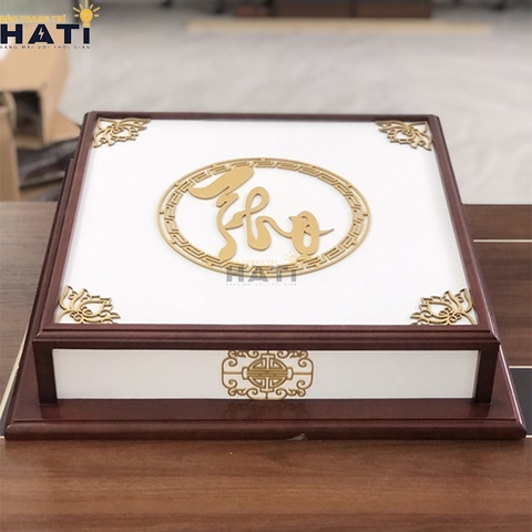 Đèn ốp gỗ chữ Thọ 4