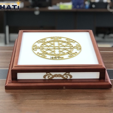 Đèn ốp gỗ Rubber 4