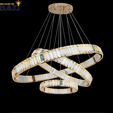 Đèn thả pha lê Alaric cao cấp với các chi tiết pha lê lấp lánh, phù hợp trang trí phòng khách, bàn ăn hoặc không gian sang trọng