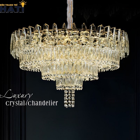 Đèn thả pha lê Liora Belle mang phong cách hiện đại thanh lịch, kết hợp pha lê cao cấp giúp không gian phòng khách, bàn ăn hoặc khu vực sảnh trở nên nổi bật và đẳng cấp.