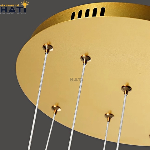 Đèn thả thông tầng Belvino là lựa chọn phù hợp cho khu vực cầu thang, giếng trời hoặc sảnh nhà, giúp không gian trở nên rộng mở và đẳng cấp hơn.