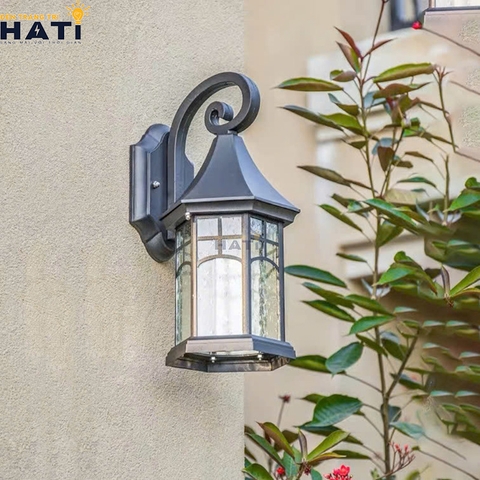 Đèn tường ngoài trời cổ điển Semi